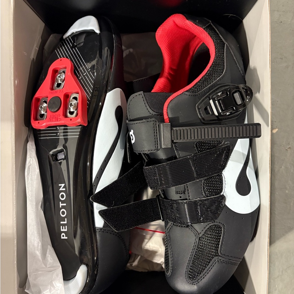 NEW Peloton Black and Red Cycling Shoes